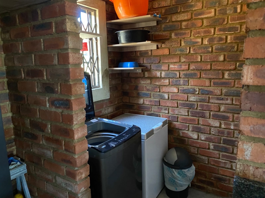 5 Bedroom Property for Sale in Koster North West